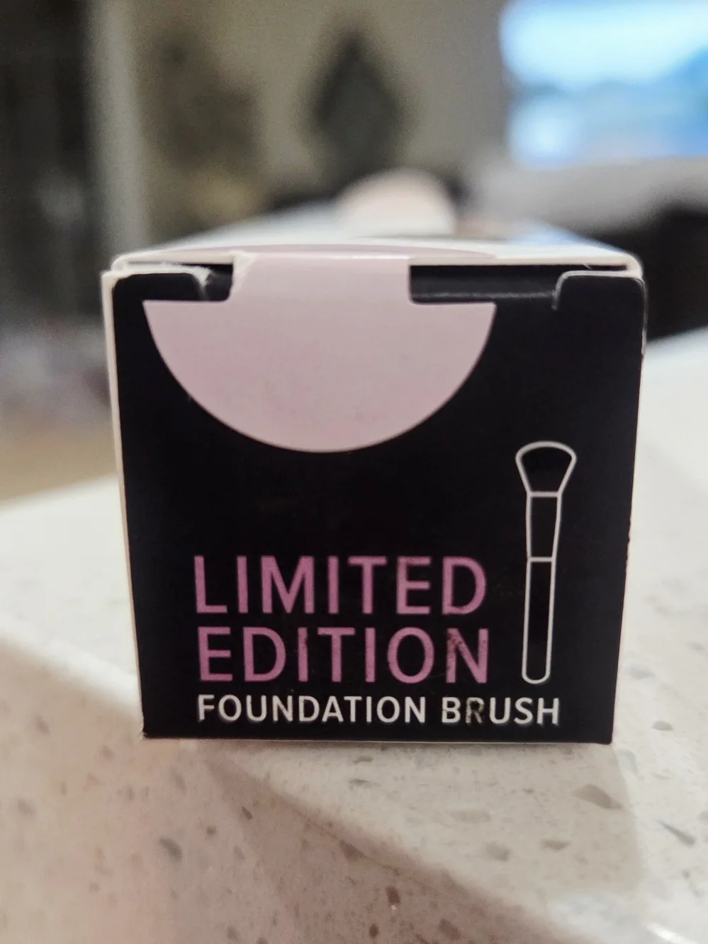 IT Cosmetics Heavenly Luxe Powder Brush — **Limited Edition**